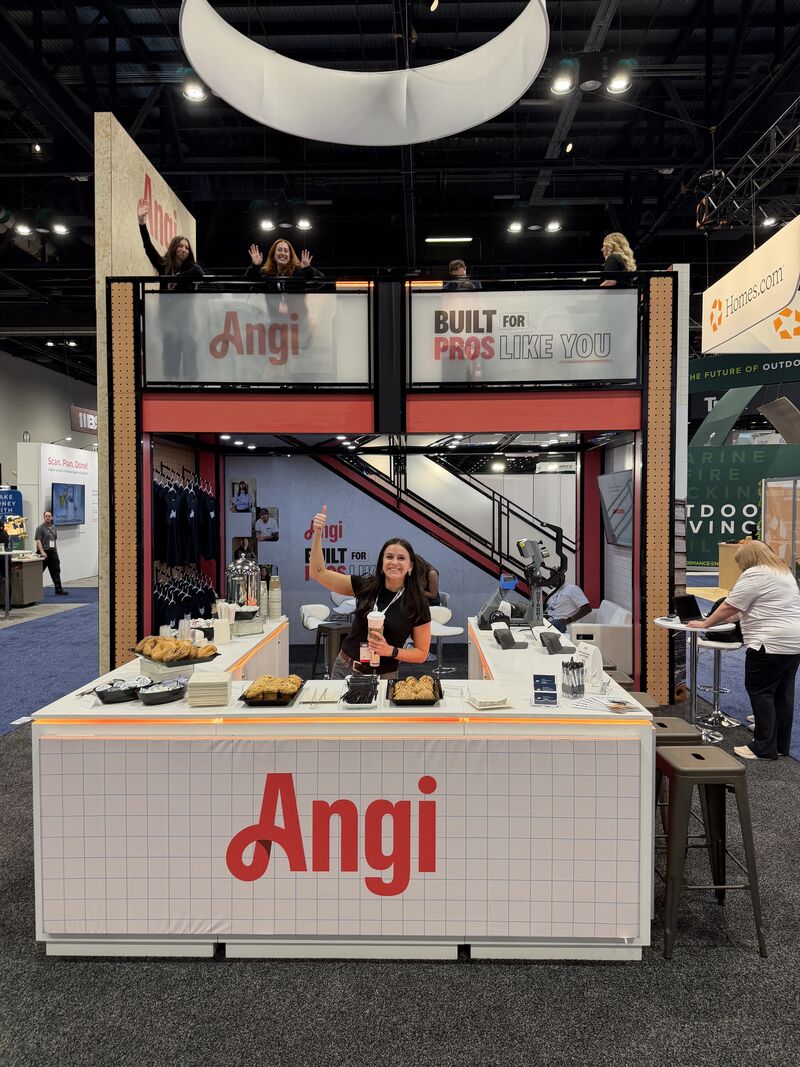 Custom Double Deck Show Exhibt for Angi at IBS 2026